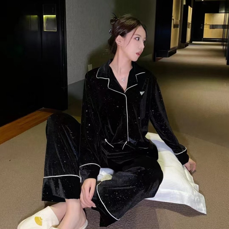 Pajamas Lingerie Type Single Breasted Placket Type Home Women's Elegant Luxurious Solid Color Polyester Fleece Pants Sets Pajama Sets