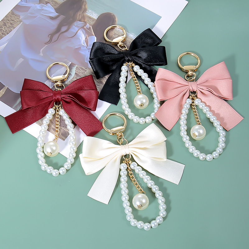 Fashion Big Bow Tie Key Chain Pearl Chain Women's Car Key Chain Pendant Personalized Handbag Hanging Ornaments Fashion Big Bow Tie Key Chain Pearl Chain Women's Car Key Chain Pendant Personalized Handbag Hanging Ornaments