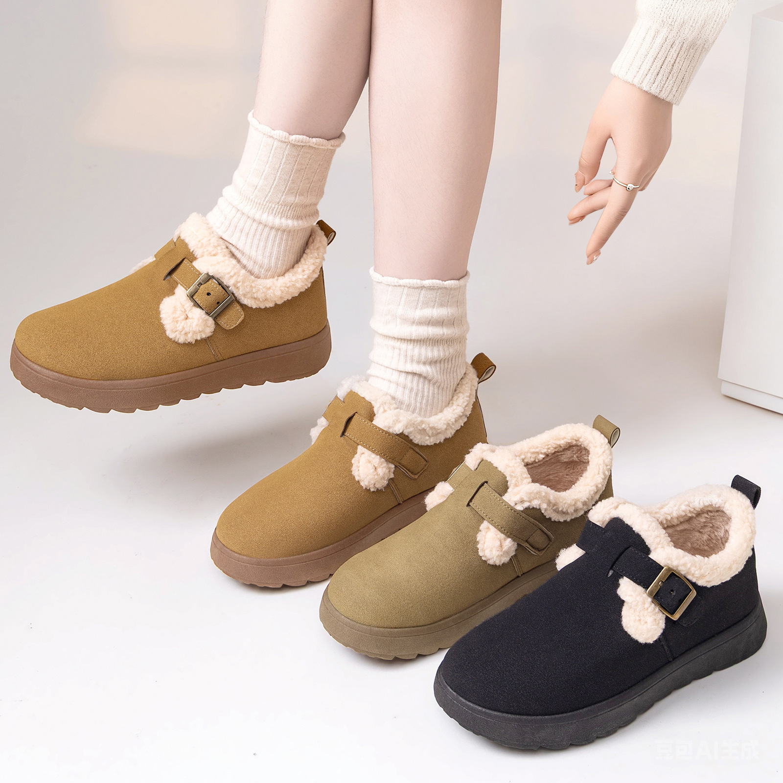 Zapatos de algodón, zapatos de mujer, nuevos zapatos de nieve cálidos, botas cortas cómodas, botas de algodón gruesas con suela suave.