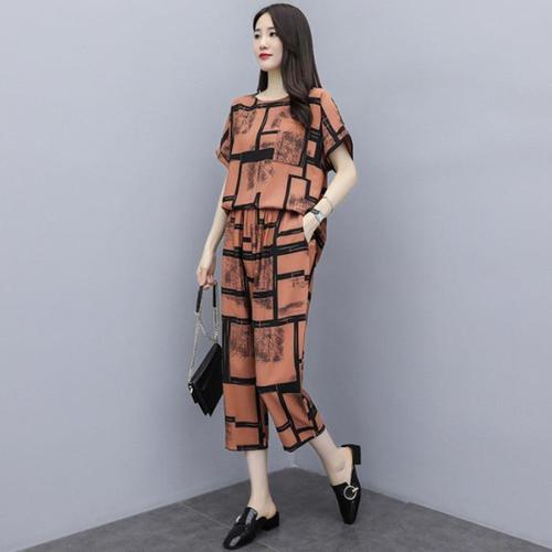 Cross-border Southeast Asian fashion suit for fat mm, fashionable large size, loose, age-reducing, slimming cropped pants, two-piece set for women, trendy