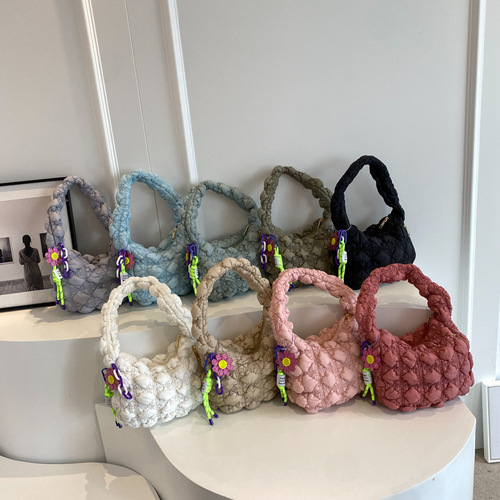 Fashionable pleated cloud bag women's niche casual dumpling bag 2024 new puff bag Korean version single shoulder armpit bag