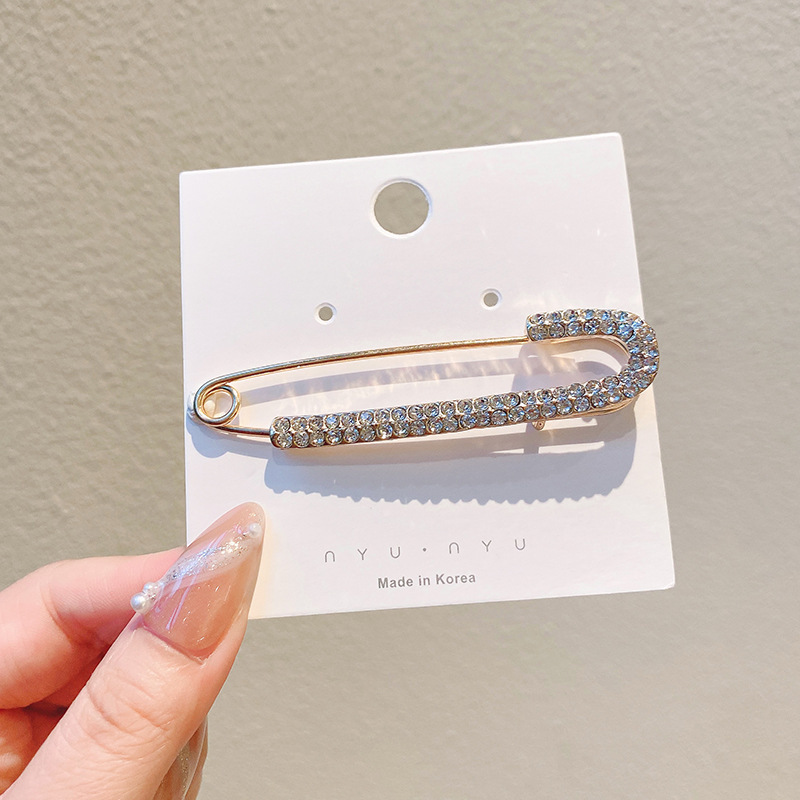 Falda con hebilla de cintura de perlas, circunferencia de cintura grande, cambio de artefacto, hebilla anti-luz, ropa, broche de diseño fijo