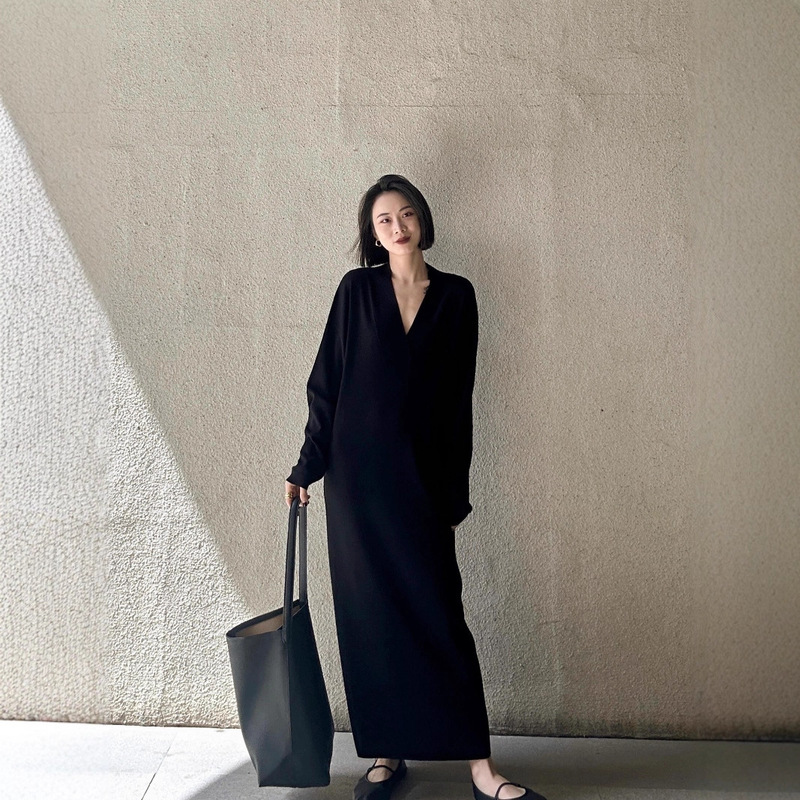 High-End Lazy Style Knitted Dress for Women, Autumn and Winter Loose Long Little Black Dress, Minimalist V-Neck Long Dress High-End Lazy Style Knitted Dress for Women, Autumn and Winter Loose Long Little Black Dress, Minimalist V-Neck Long Dress