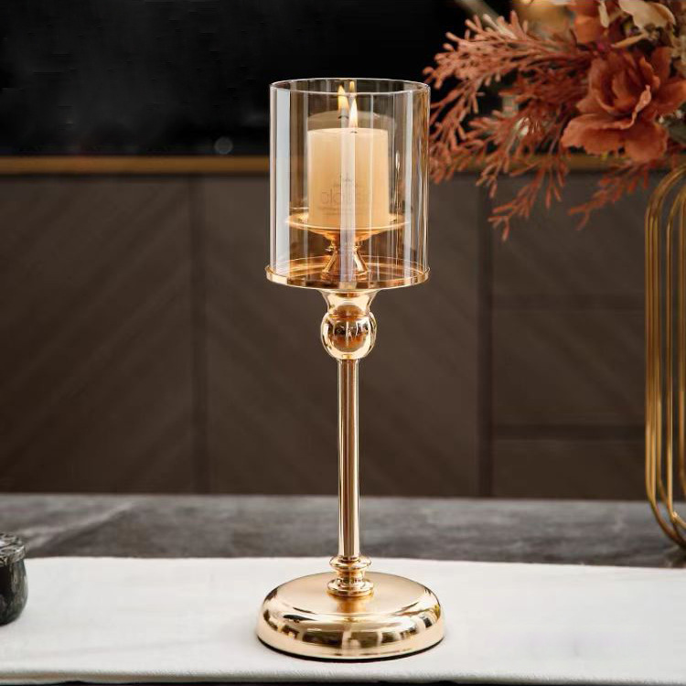 Candelabro de hierro forjado de estilo europeo, ambiente romántico retro, cena a la luz de las velas en la mesa de comedor, candelabro de decoración moderno y sencillo