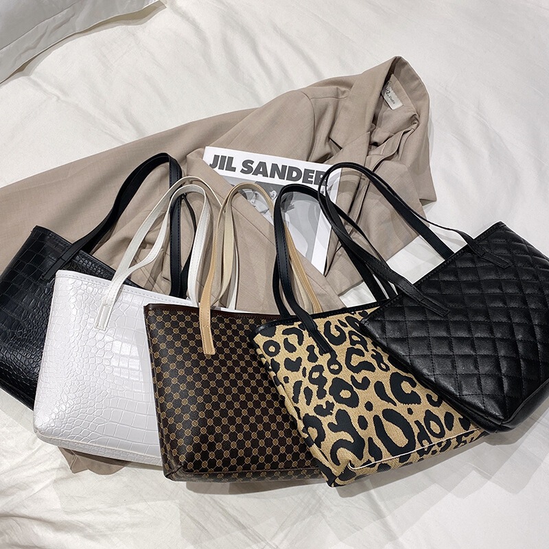 Crocodile Pattern Underarm Bag 2022 Niche Stylish Versatile Hobo Tote Bag Foreign Trade Large Capacity Leopard Print Handbag for Women Crocodile Pattern Underarm Bag 2022 Niche Stylish Versatile Hobo Tote Bag Foreign Trade Large Capacity Leopard Print Handbag for Women