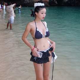 新款ins同款性感分体比基尼波点复古泳衣度假纯欲三件套泳装女