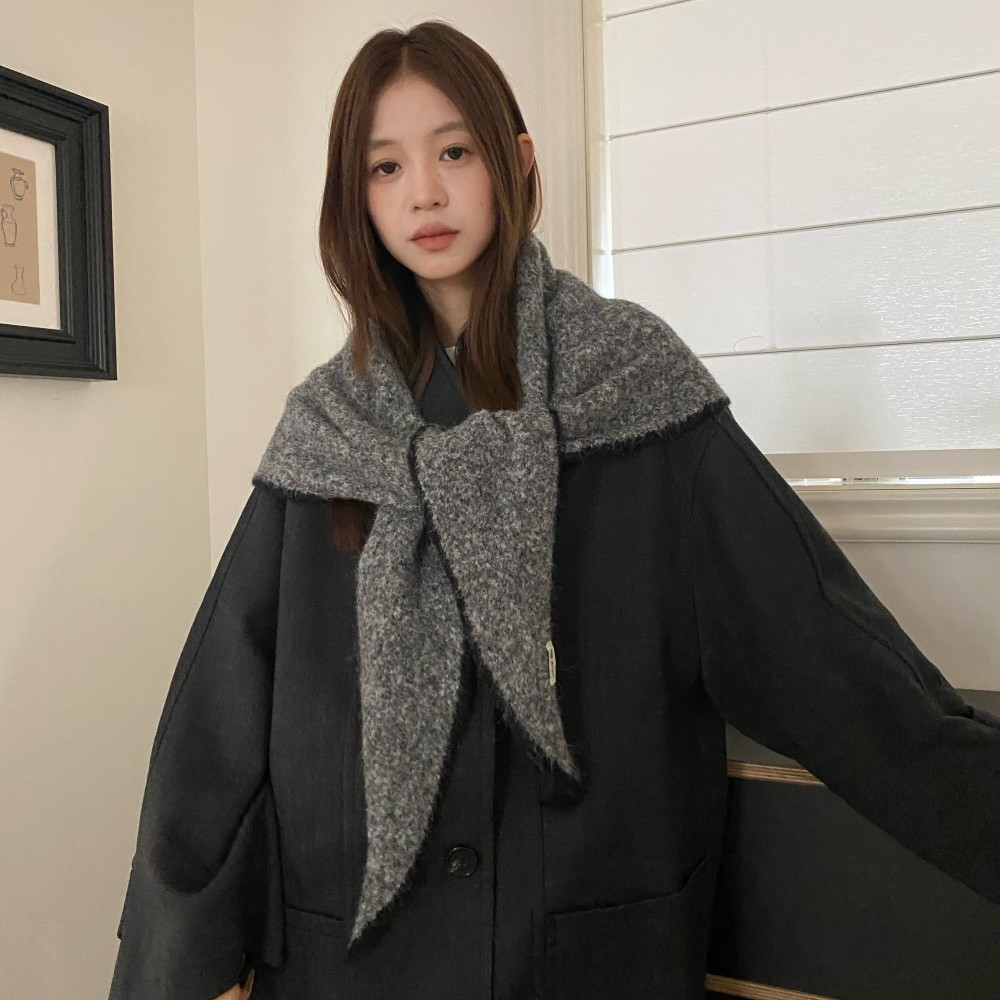 Korean High-End Wool Triangle Scarf Large Shawl Autumn and Winter Women's Warm Knitted Triangle Scarf Multi-Purpose Neck Scarf