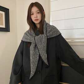 韩系高级感含羊毛三角巾大披肩秋冬女保暖针织三角巾多用护颈围巾
