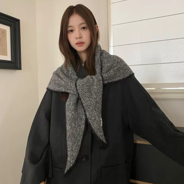 Korean High-End Wool Triangle Scarf Large Shawl Autumn and Winter Women's Warm Knitted Triangle Scarf Multi-Purpose Neck Scarf