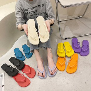 Women's Flip-Flops ins Fashionable Summer Outfit Fashionable Korean-style All-match Clip Beach Slippers Non-slip Bathroom Cyber Celebrity Sandals