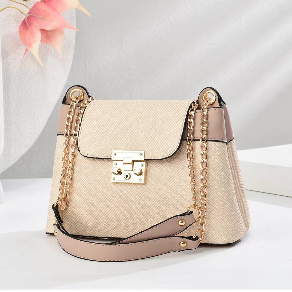 Simple y moderno hogar mini bolso diagonal fábrica verano nuevo bolso todo fósforo pequeño bolso cuadrado bolso de mensajero de un solo hombro versión coreana