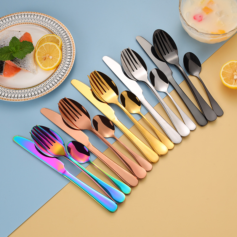 Venta caliente transfronteriza cuchillo de acero inoxidable, tenedor y cuchara traje de vajilla Caja de regalo de 24 piezas 1010 comida occidental cuchillo y tenedor de cuchara chapados en oro
