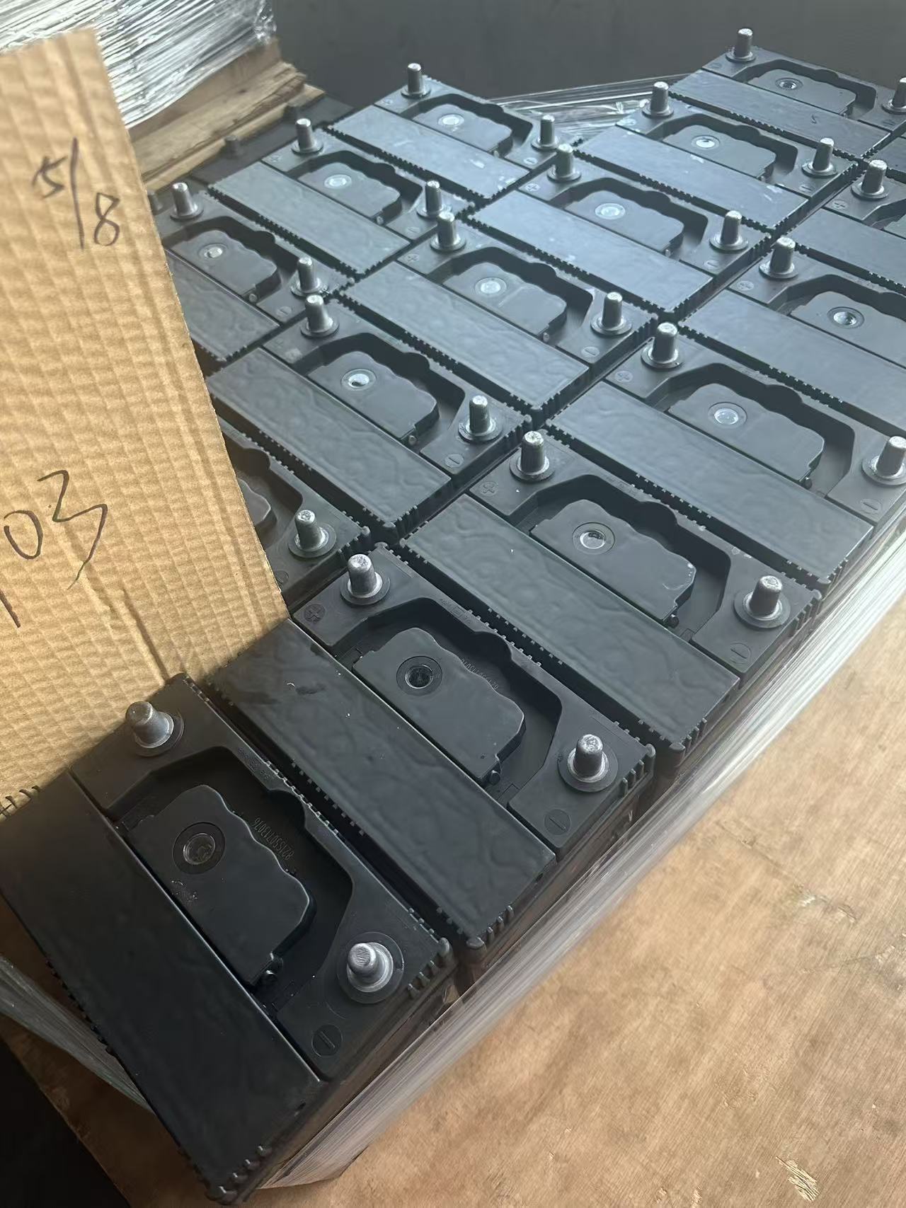 180Ah Lead-Acid Battery 12V for Large Trucks, Buses, Agricultural Machinery, Generator Sets, Ships, Backup Power, and Cars