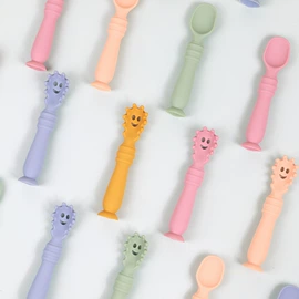 狗狗食具;喂养餐具;餐垫、杯垫