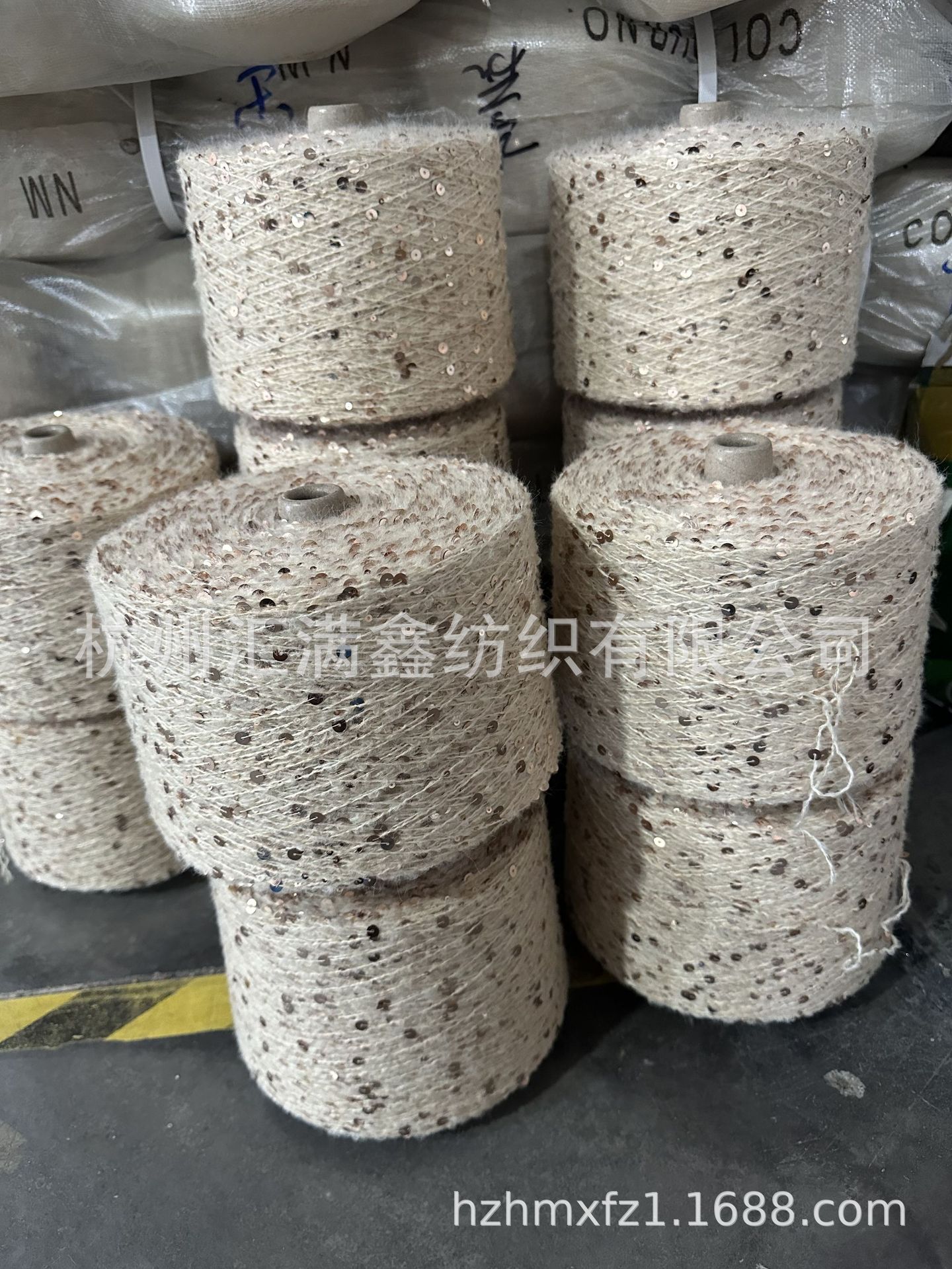 20年源头厂家 多间距规格珠片纱 亮片纱 多样式 花式纱 钩编纱