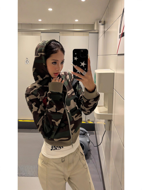 美式复古迷彩连帽卫衣女春秋2025新款高街潮牌宽松甜酷风短款外套|undefined