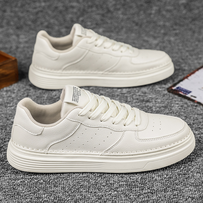 Pequeños zapatos blancos de verano zapatos transpirables de hombre zapatos de cuero casuales de alto nivel para hombres zapatos de skate de moda