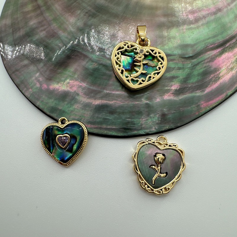 Heart Shape Pattern 1 Piece Copper Heart Shape Pendant