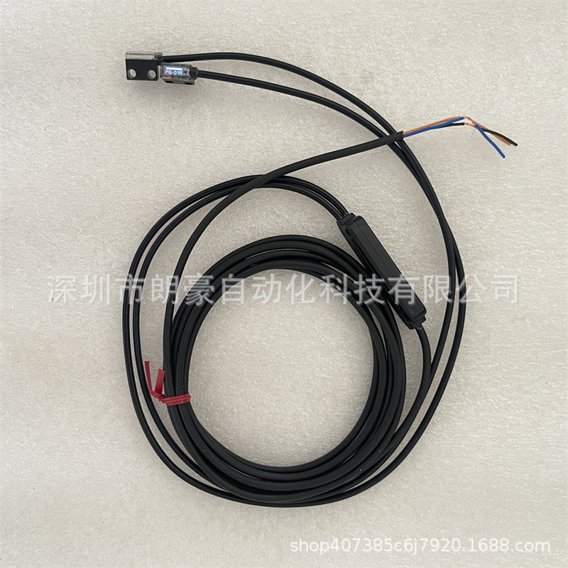 KEYENCE/基恩士 PQ-01 实物拍摄 PQ-02 线内置放大器型光电传感器
