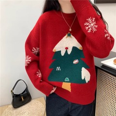 今年はきれいな赤いクリスマスセーターが流行しています。