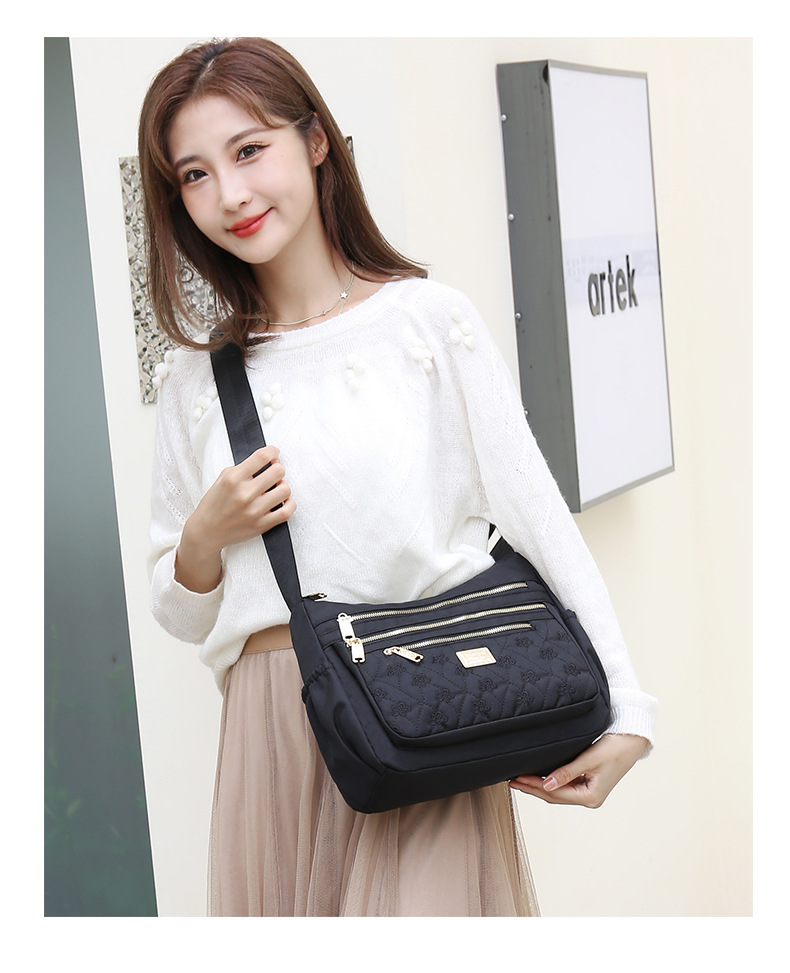 New women's crossbody bag, nylon embroidered shoulder bag, large-capacity multi-layer simple middle-aged mom bag undefined
