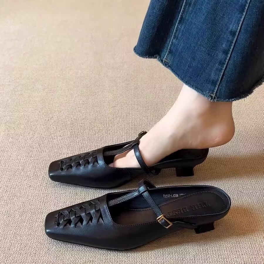 Retro woven universal mule square toe