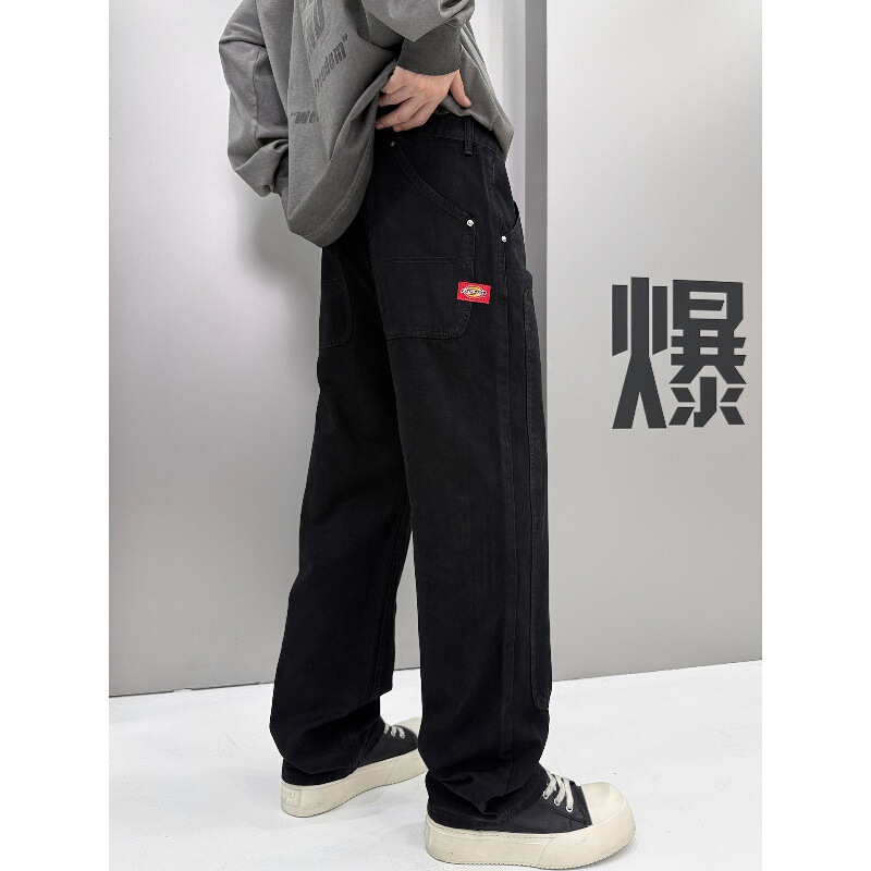 2026 new men's black denim pants, trendy loose-fit straight-leg workwear style with patchwork and multiple pockets, high-end casual trousers 2026 new men's black denim pants, trendy loose-fit straight-leg workwear style with patchwork and multiple pockets, high-end casual trousers