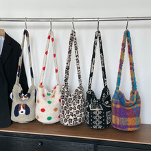 跨境秋冬豹纹单肩包日系ins小众设计通勤托特包学生大容量手提包