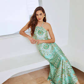 Halter Satin Printed Split Maxi Dress 复古绿纹挂脖度假连衣裙