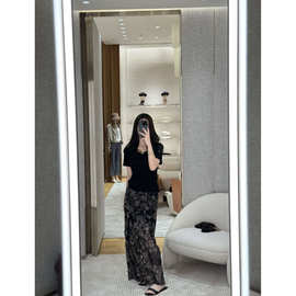 现 2025春夏季新款韩国东大门周雨彤同款腰果花不规则半身裙