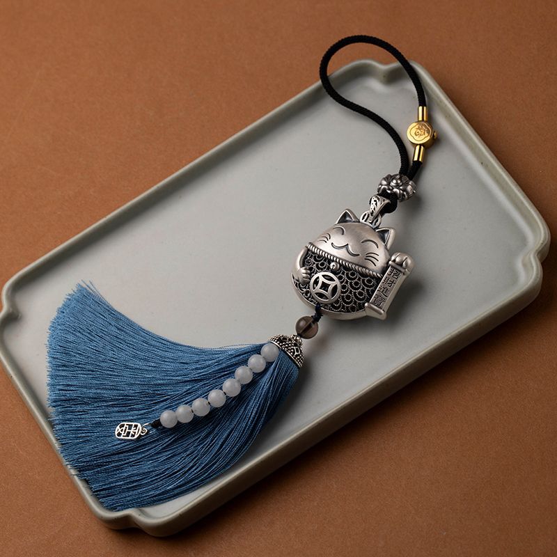 Silver Lucky Cat Car Pendant Car Interior Pendant New Rearview Mirror Men's Car Decoration Car Pendant