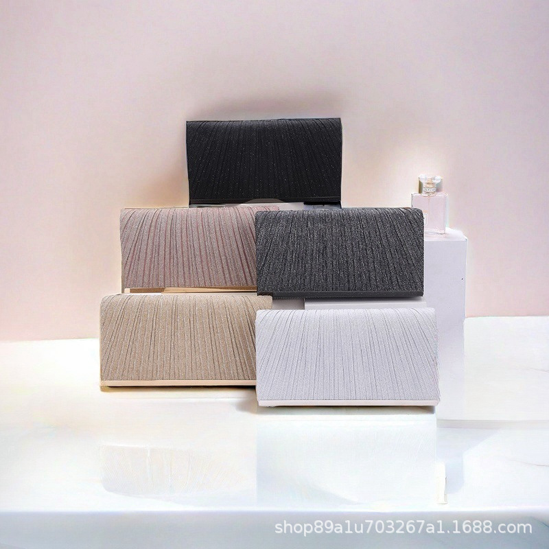 批发个性化女性手提包时尚餐包婚礼晚宴包小巧名媛