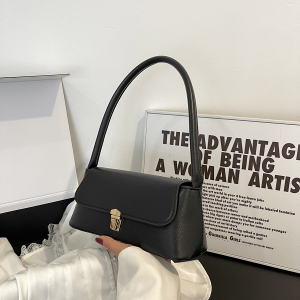 underarm bag