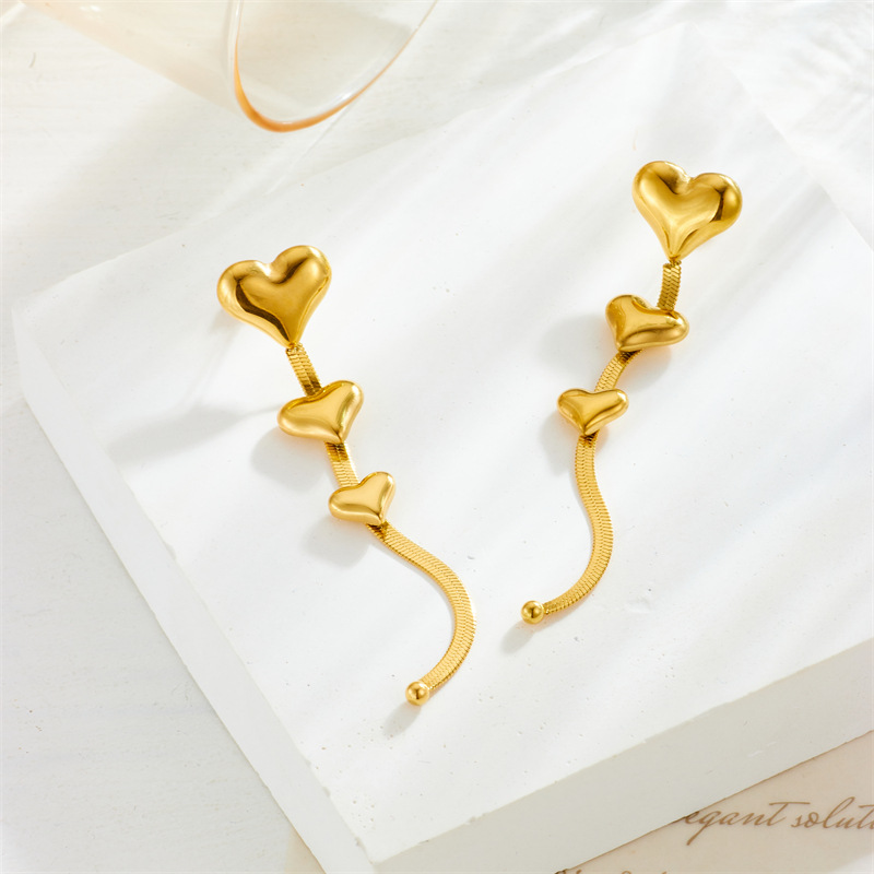 1 Pair Quantity 1 Pair Elegant Heart Shape Titanium Steel Drop Earrings