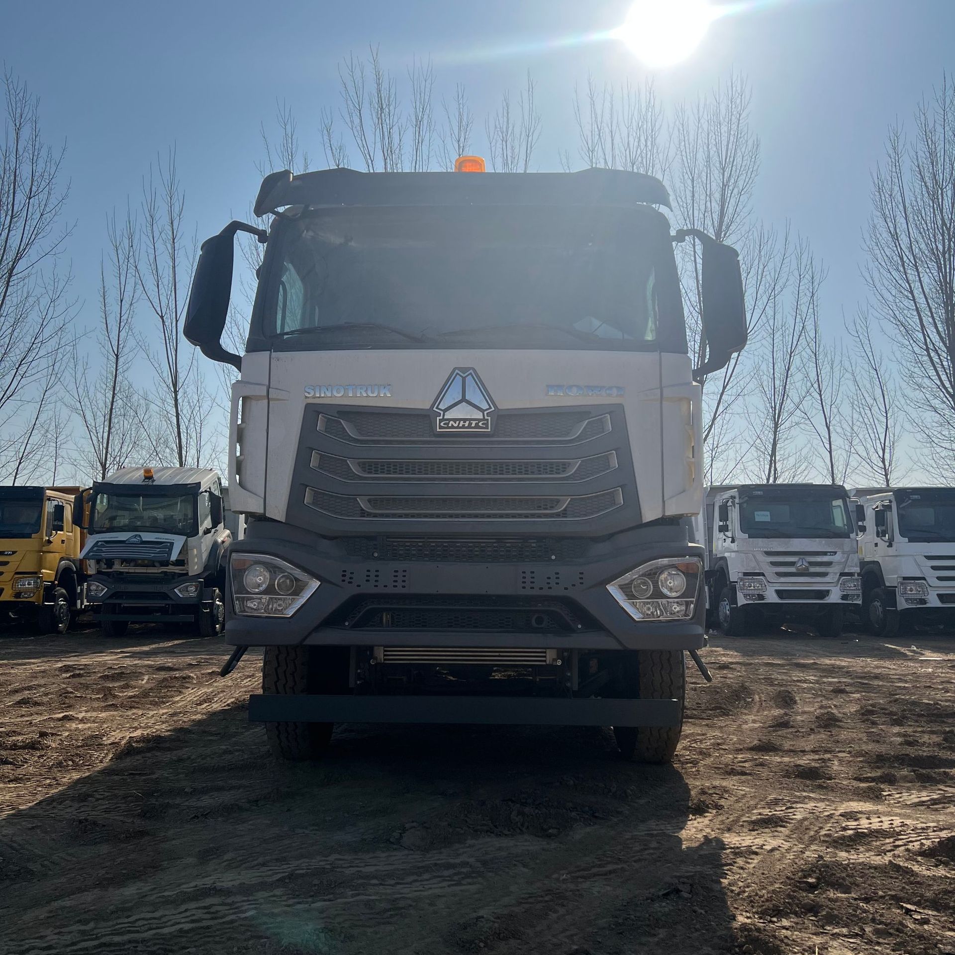 Exported to Africa Engineering Mining Dump Truck Howo Nx10 371 Horsepower V7-X Sand and Gravel Transport Dump Truck