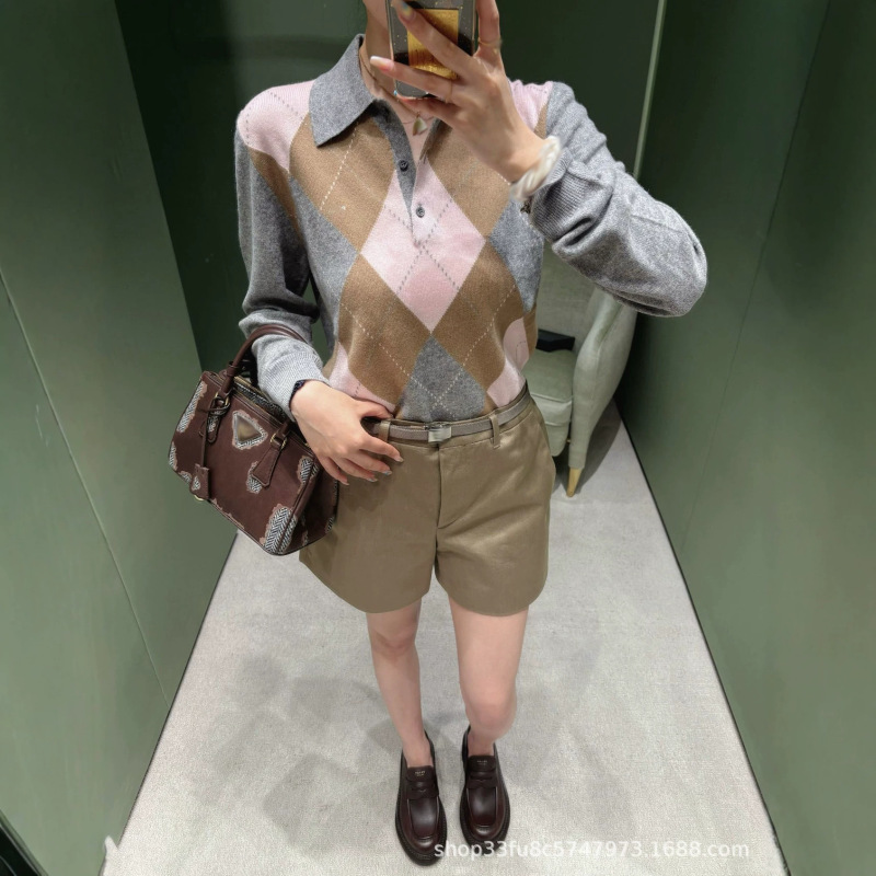 Nanyou High-Quality P Brand 26 Early Autumn New Retro Preppy Style Cashmere Polo Collar Argyle Long Sleeve Knit Nanyou High-Quality P Brand 26 Early Autumn New Retro Preppy Style Cashmere Polo Collar Argyle Long Sleeve Knit
