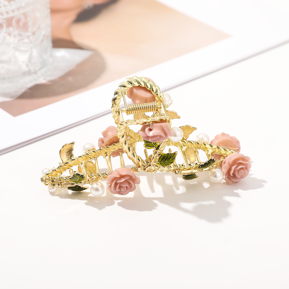 All Seasons Season Elegant Simple Style Women's Flower Metal Hair Claws