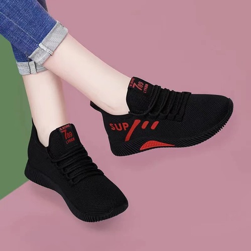 2024 Spring New Casual Women's Shoes Running Mom Shoes Dance Soft Sole Versatile Travel Shoes Office Work Shoes
