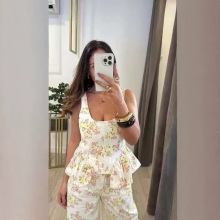 ZA�羳�W�����QŮ�b���uͨ�����ļ��r���黨�������ѝ�ɼ���