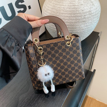 �羳�͹�����Ů��2024�¿�ԕr�аٴ�������μ�б��С�������l