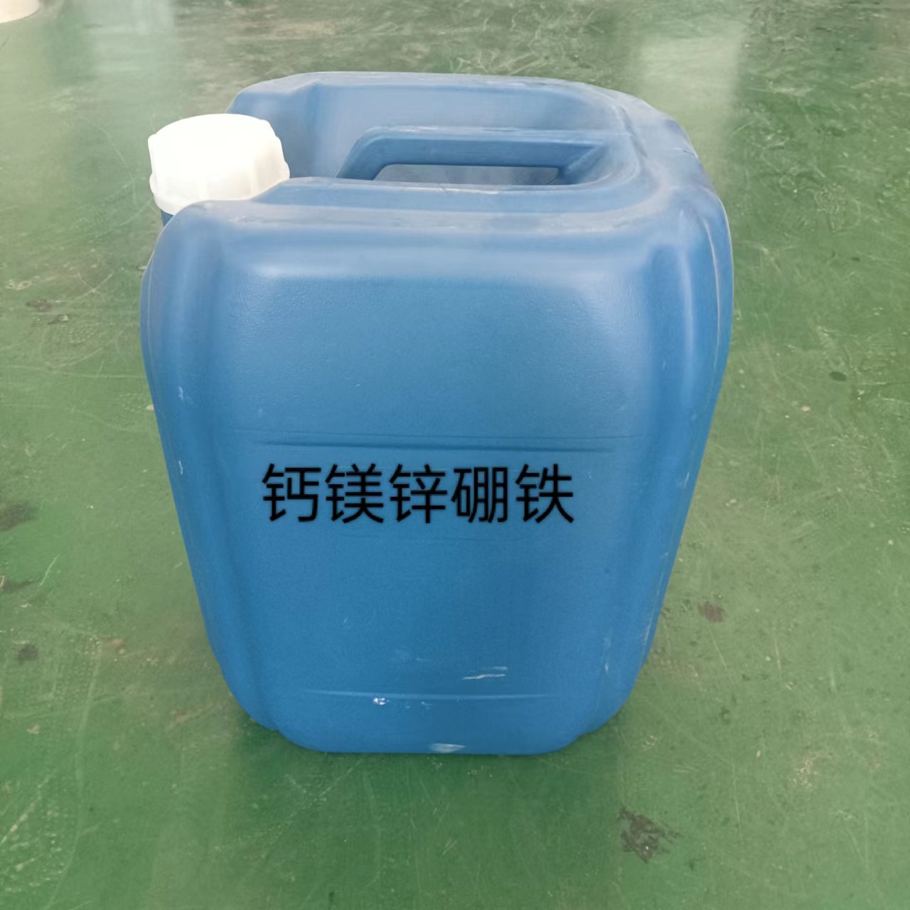 糖醇钙镁锌硼铁平衡中微量液体肥果树蔬菜叶面肥钙镁锌硼铁