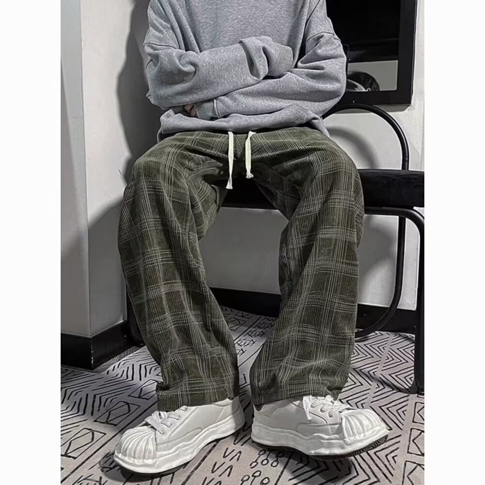 Pantalones de mecha recta para hombres otoño-invierno 2025 nuevos pantalones de terciopelo de tamaño grande pantalones casuales de piernas anchas para hombres