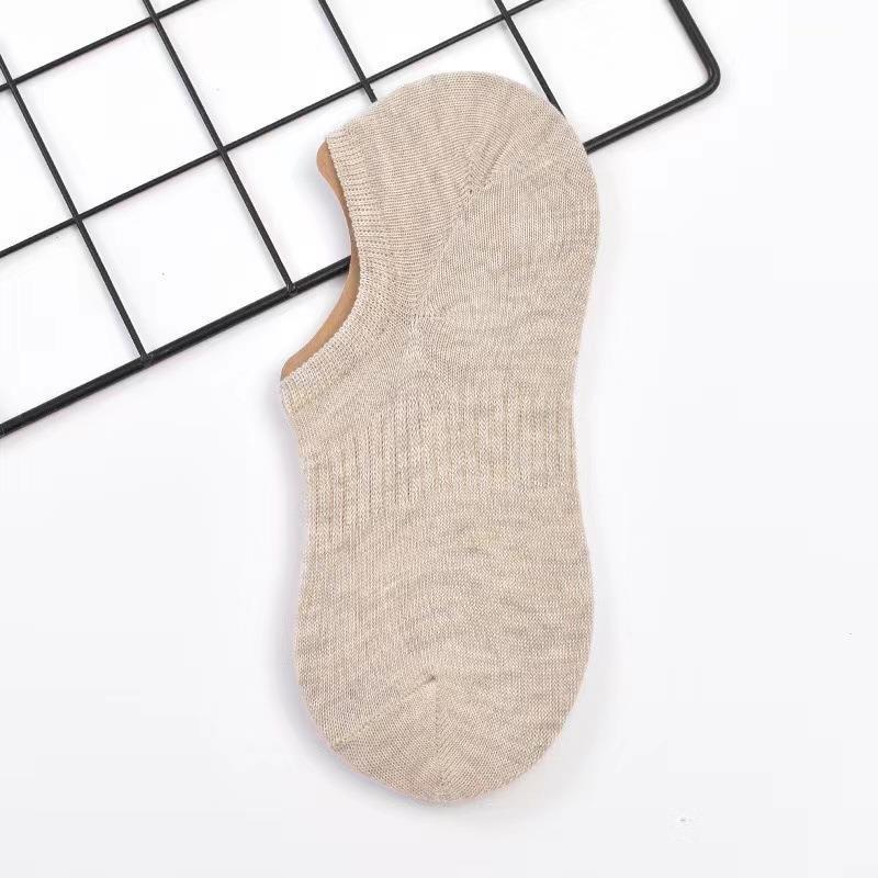 Calcetines de verano para mujeres calcetines de barco anti olor delgados silicona invisible anti-deslizante no se caen calcetines cortos superficiales con soporte bajo transpirable y cómodo