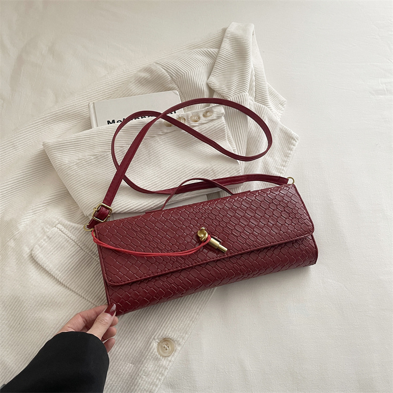 2026 bolsas de tejido caliente de mujeres nuevas bolsas de palo bolsas de cena bolsas de órgano bolsas de moda largas bolsas de hombro
