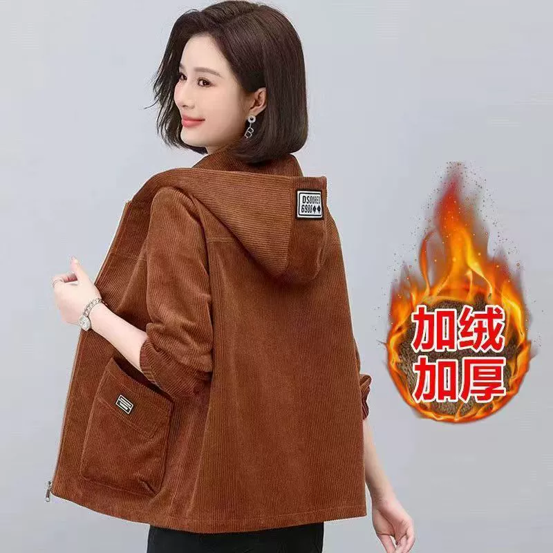 Мама с вельветом куртка женская осень-зима 2025 теплый новый плюшевый кардиган повседневный топ женский утолщение