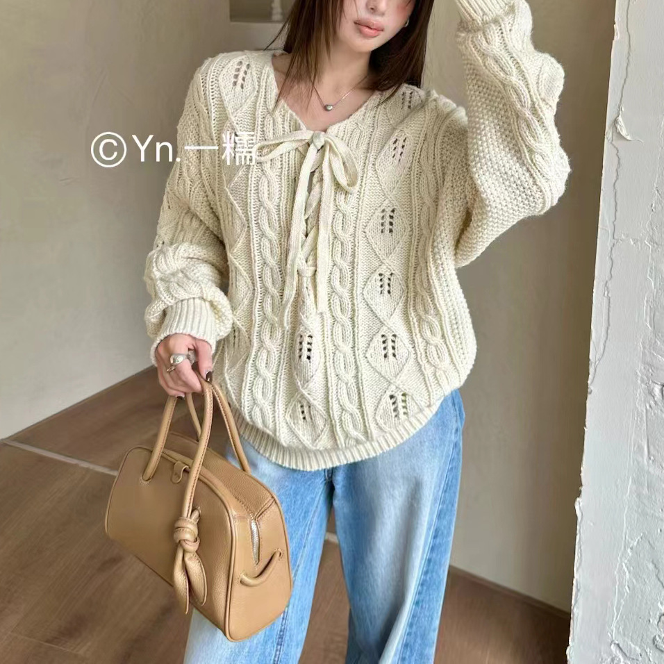 日韩宽松慵懒风显瘦百搭套头毛衣女秋冬新款甜美蝴蝶结V领上衣潮