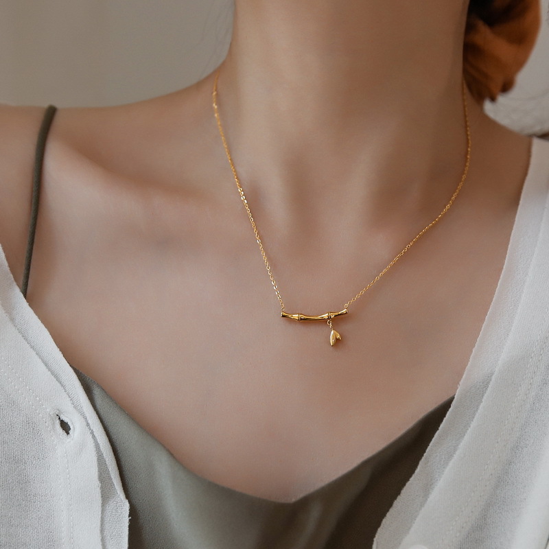 2022 New Style High Bamboo Necklace Women's Summer Clavicle Chain Neck Pendant Niche Light Luxury Design Valentine's Day