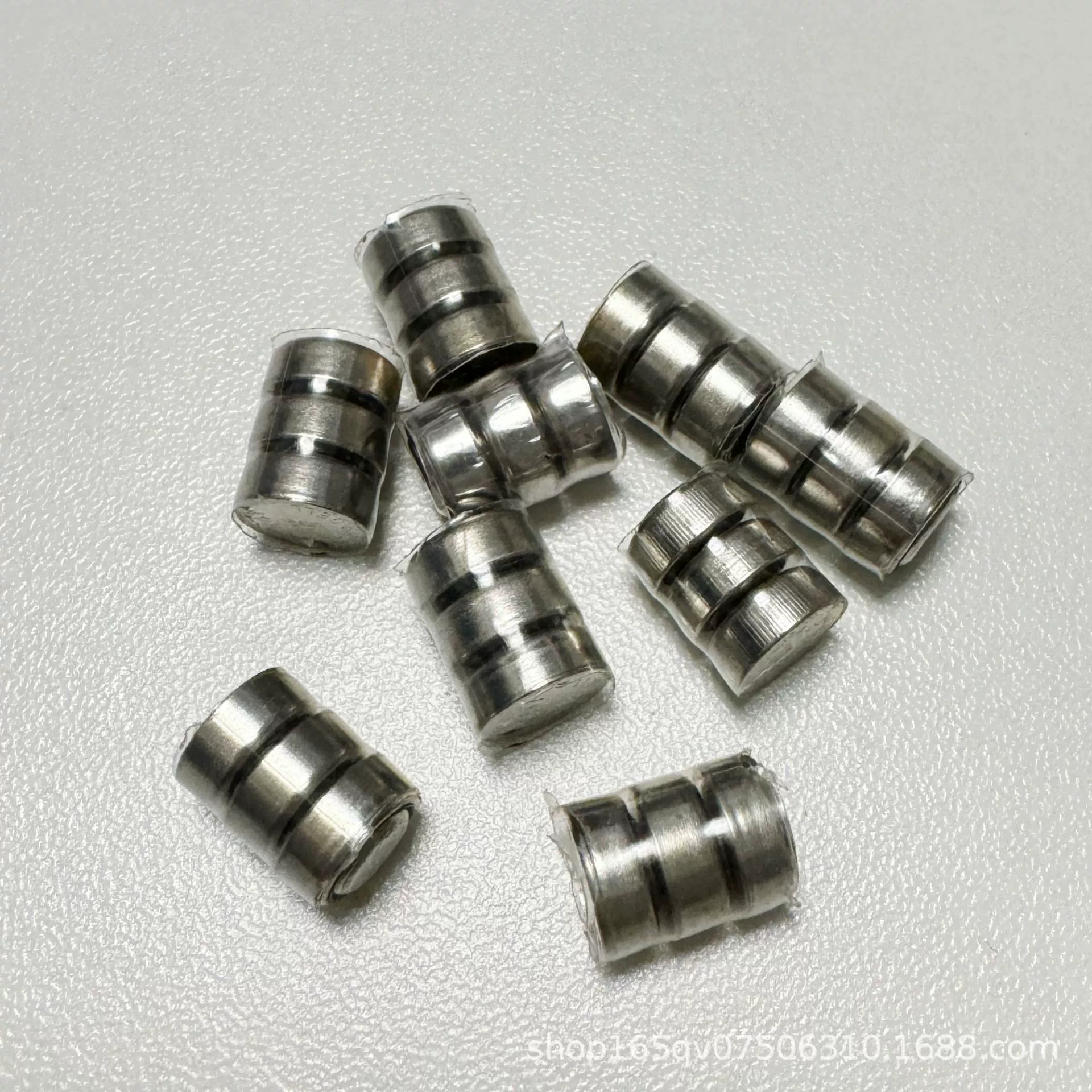 Спот 3 капсулы один набор электронных батарей LR44 4.5V серийный аккумулятор AG13