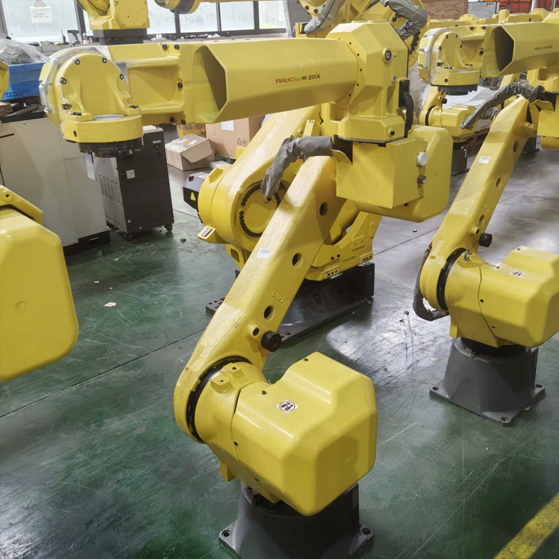 Использовался 6-осевой робот FANUC FANUC с грузоподъемностью 20 кг для обработки и погрузочно-разгрузочных работ, промышленный манипулятор M-20iA.