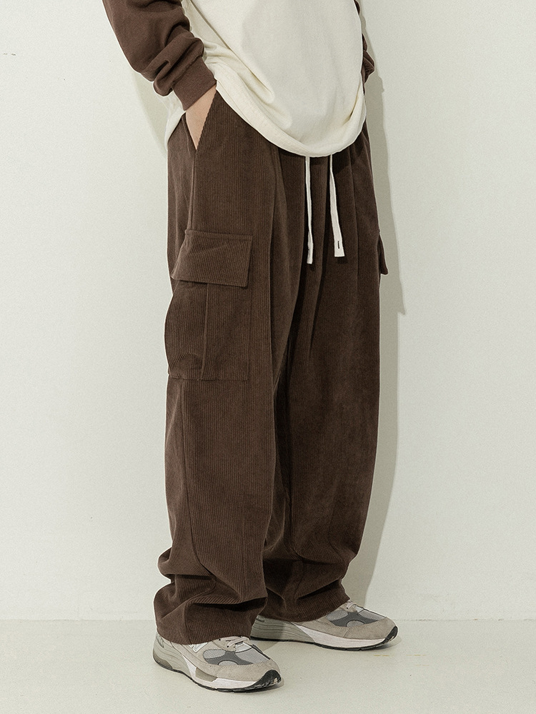 Pantalones casuales de pana estilo japonés, primavera 2025, vintage, holgados, estilo workwear, con bolsillos, diseño de dobladillo plisado, pantalones largos q